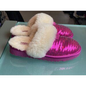 UGG womens slippers pink sequined  size 2  thick  cosy fur lining